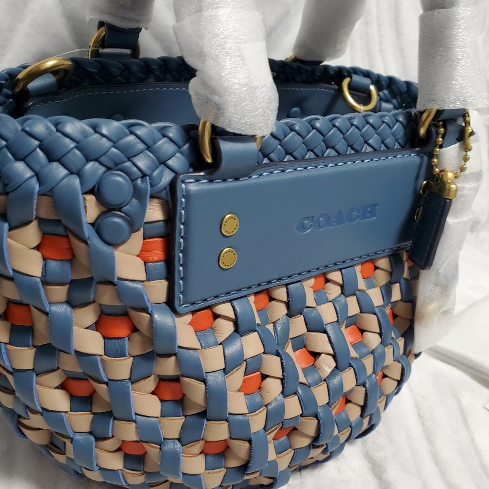 ❌SOLD❌ Coach 1941 Woven Tote 16 - Picture 3 of 10
